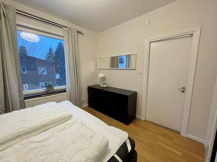 Trivsamma Lagenheter Med Fri Parkering Lägenhet Stockholm Exteriör bild