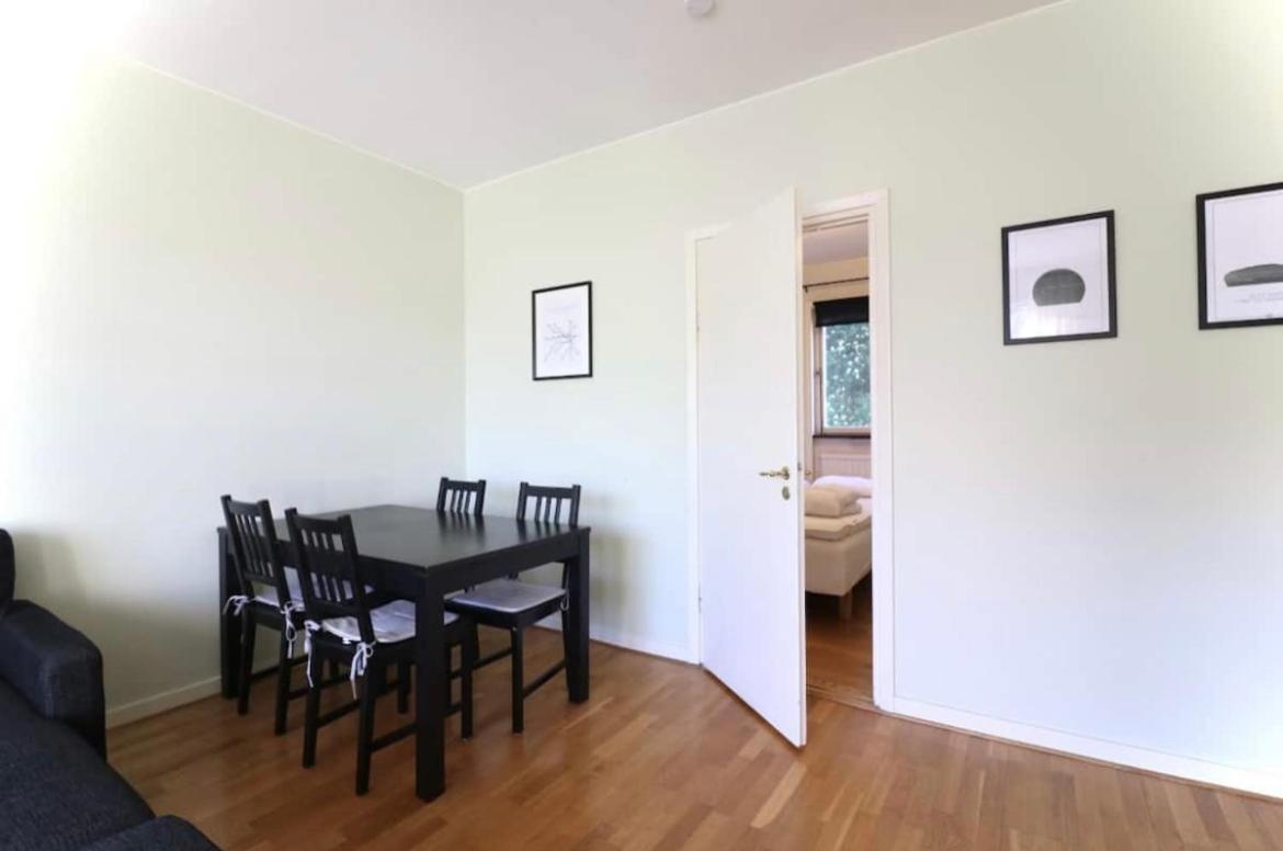 Trivsamma Lagenheter Med Fri Parkering Lägenhet Stockholm Exteriör bild