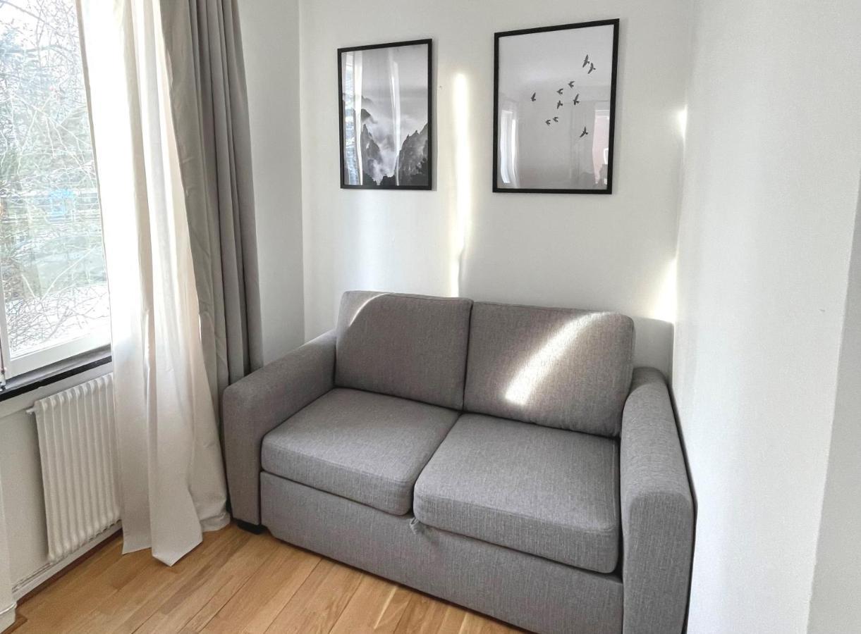 Trivsamma Lagenheter Med Fri Parkering Lägenhet Stockholm Exteriör bild